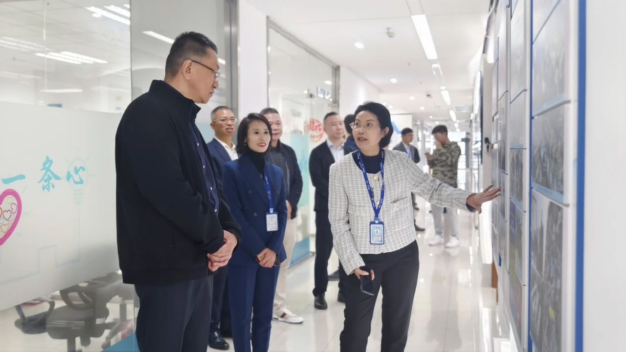 人生就是搏集团｜东菽愿铣墙致返痴代表团来访，调研数字化转型与智能化发展