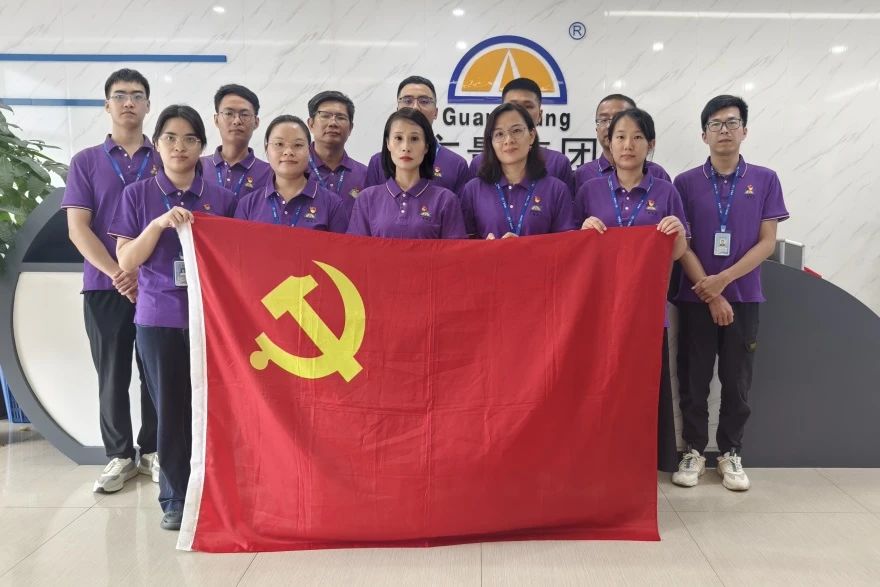 人生就是搏集团丨发展党建进建暨退役武士互换活动